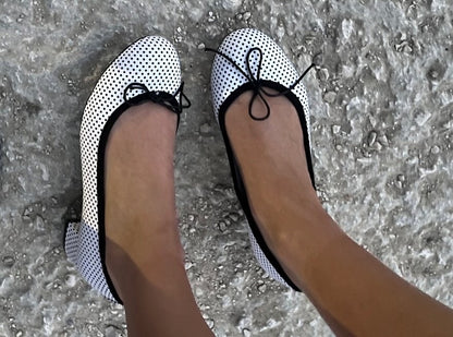 The Lola Ballerinas - White Polka