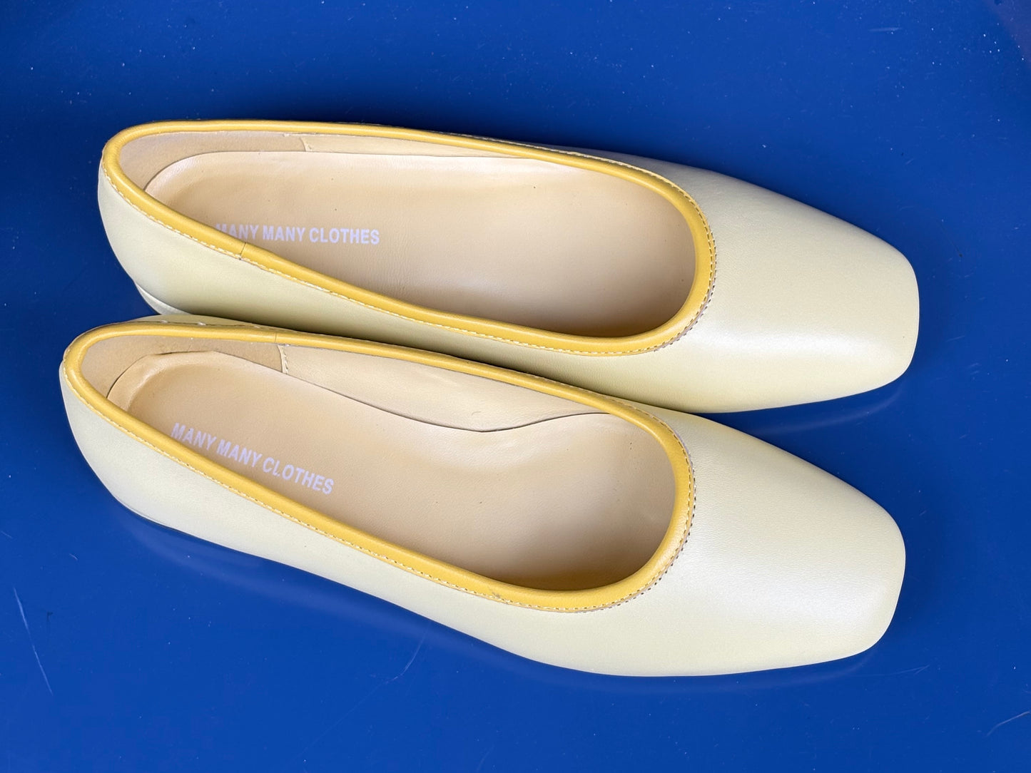 The Pilo Flat - Yellow